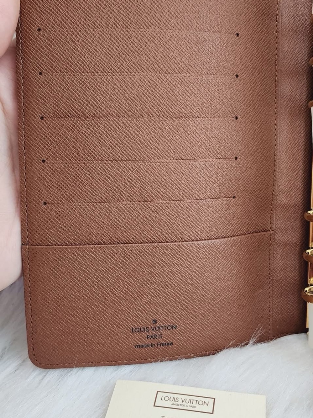 Louis Vuitton Medium Ring (MM) Agenda - Picture 12 of 16
